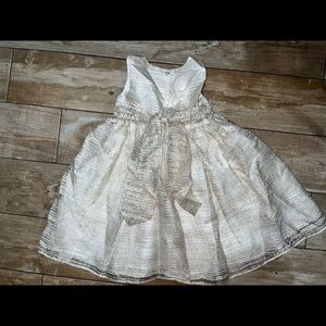 GIRLS DRESSY DRESS SIZE 4